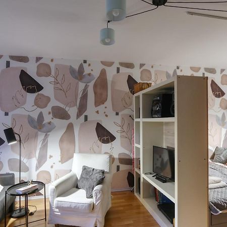 P&O Apartments Chomiczowka Warsaw Ngoại thất bức ảnh