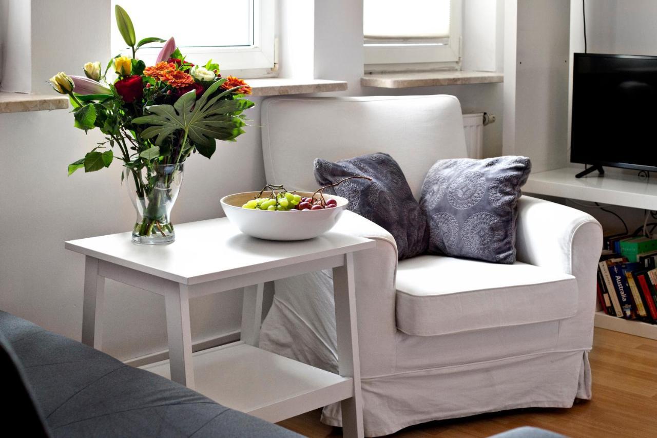 P&O Apartments Chomiczowka Warsaw Ngoại thất bức ảnh